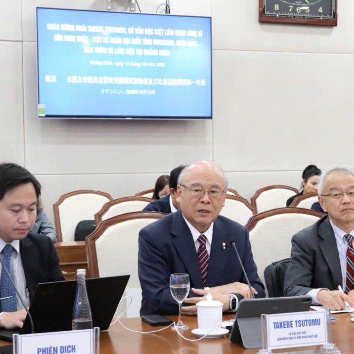 bff8a43498c52d9b74d4